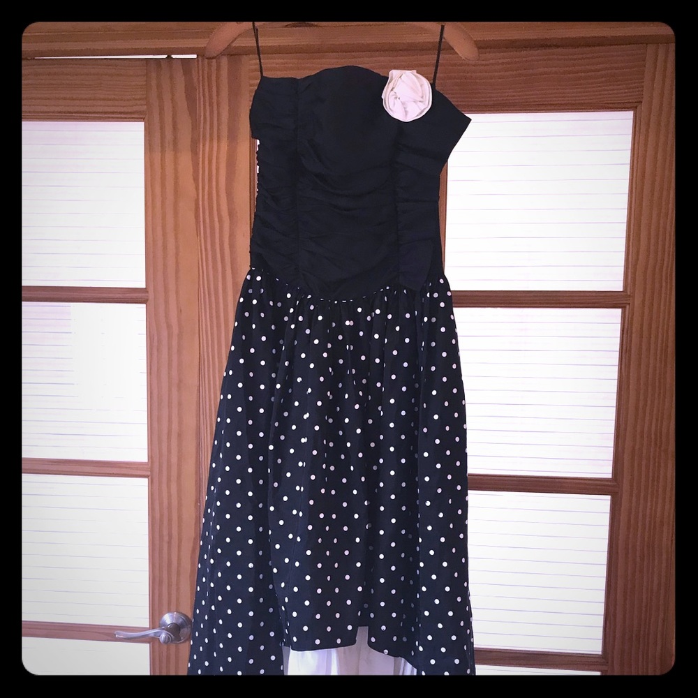 Vintage 1980's polka dot prom/cocktail dress. Sm